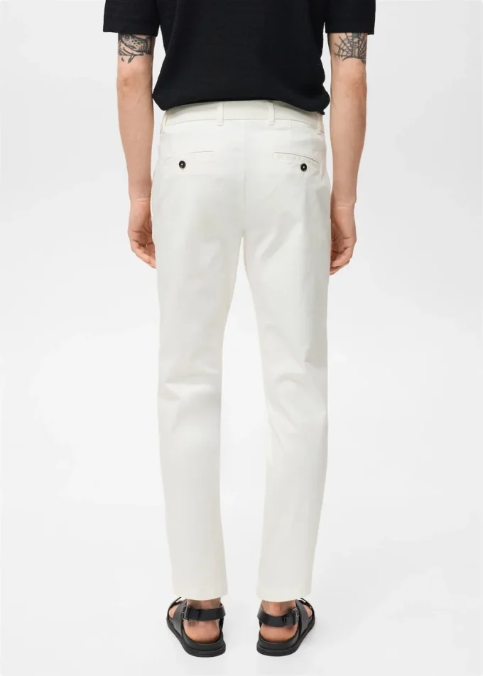 Prato kurze, konisch geschnittene Chino-Hose Prato kurze, konisch geschnittene Chino-Hose