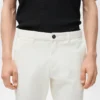 Prato kurze, konisch geschnittene Chino-Hose Prato kurze, konisch geschnittene Chino-Hose