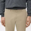 Prato kurze, konisch geschnittene Chino-Hose