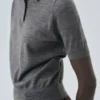 Pullover aus 100 % Merinowolle Pullover aus 100 % Merinowolle