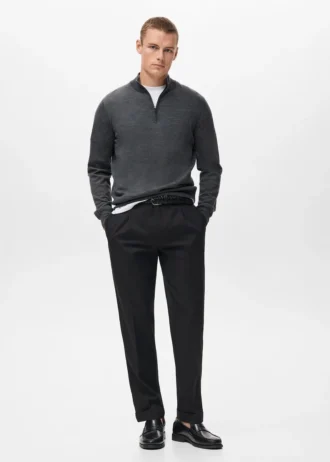 Pullover aus 100 % Merinowolle mit Perkins-Kragen Pullover aus 100 % Merinowolle mit Perkins-Kragen