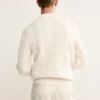 Pullover aus 100 % Wolle mit Zopfmuster Pullover aus 100 % Wolle mit Zopfmuster