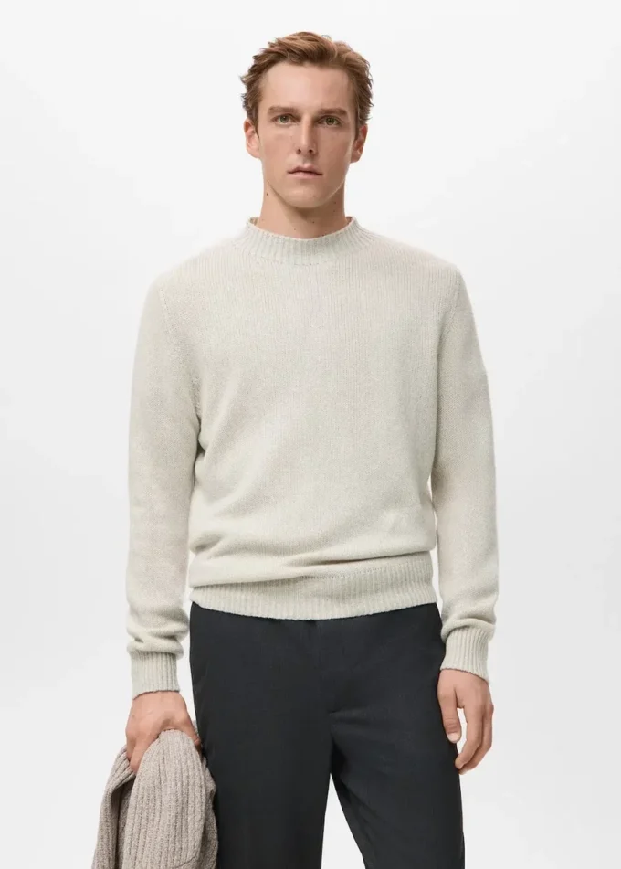 Pullover aus Wollmischung mit geripptem Kragen
