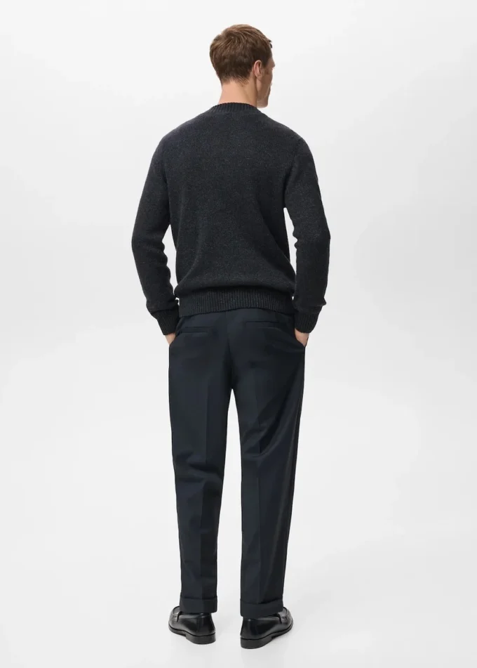 Pullover aus Wollmischung mit geripptem Kragen