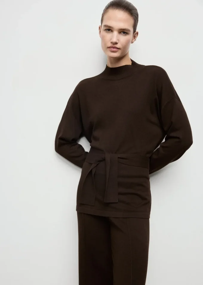 Pullover mit Knotendetail Pullover mit Knotendetail