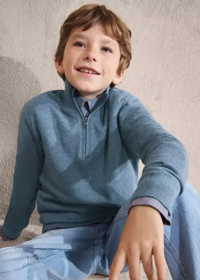 Pullover mit Reißverschluss am Hals Pullover mit Reißverschluss am Hals