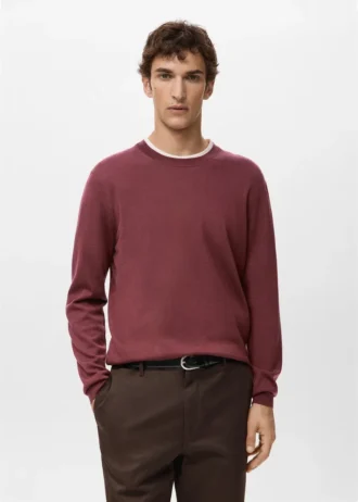 Pullover mit Rundhalsausschnitt aus 100 % Merinowolle Pullover mit Rundhalsausschnitt aus 100 % Merinowolle