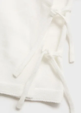 Pullover mit Schleife