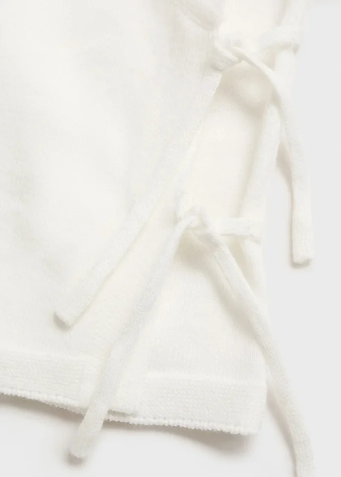 Pullover mit Schleife Pullover mit Schleife