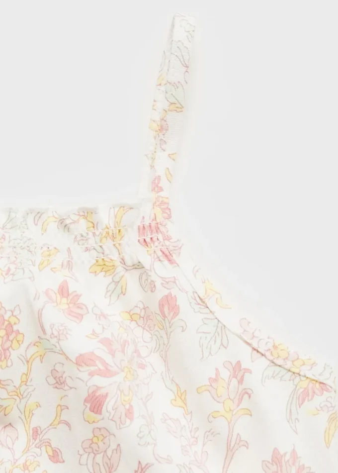 Pyjama mit Blumenmuster Pyjama mit Blumenmuster