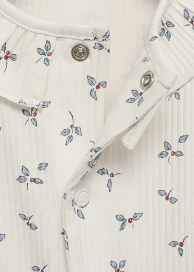 Pyjama mit Blumenmuster und Baby-Ausschnitt
