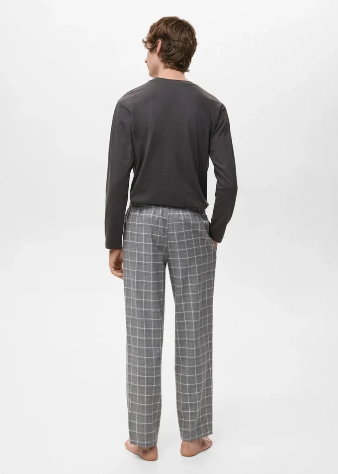 Pyjama-Set aus karierter Baumwolle Pyjama-Set aus karierter Baumwolle