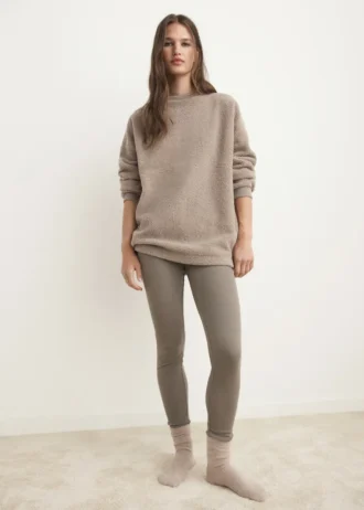 Pyjama-Sweatshirt aus Lammfell