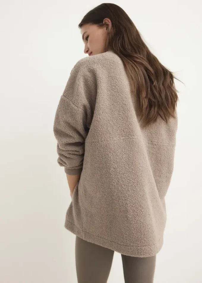 Pyjama-Sweatshirt aus Lammfell Pyjama-Sweatshirt aus Lammfell