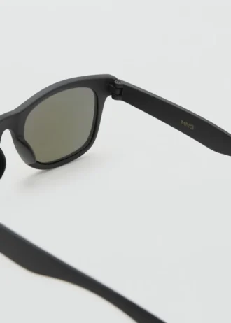 Quadratische Sonnenbrille
