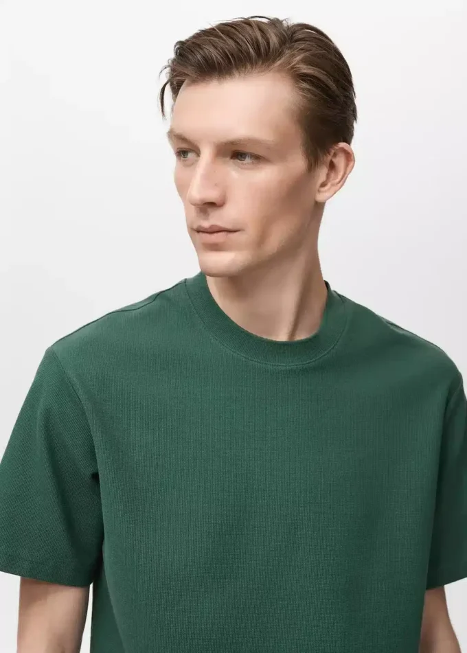 Regular-Fit-T-Shirt mit Struktur