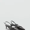 Riemchensandalen mit Kitten-Absatz