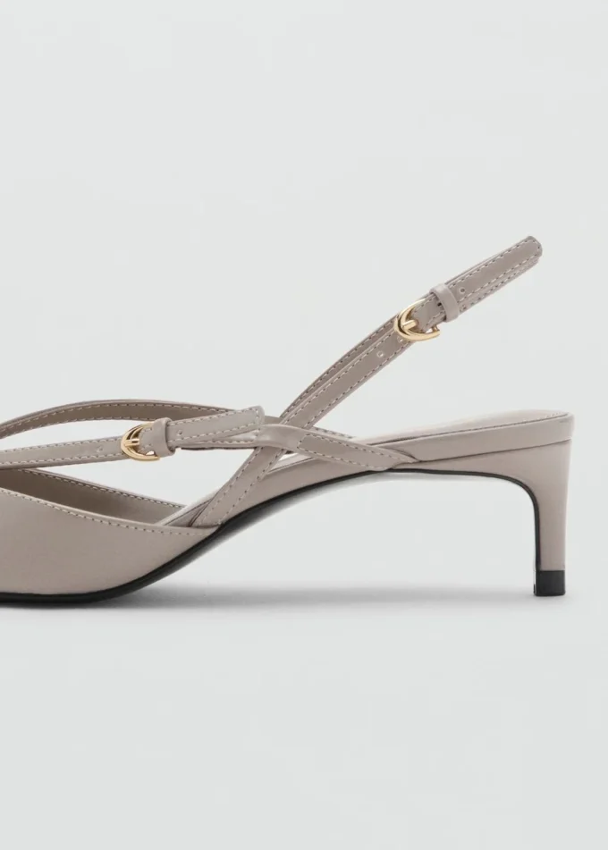 Riemchensandalen mit Kitten-Absatz Riemchensandalen mit Kitten-Absatz
