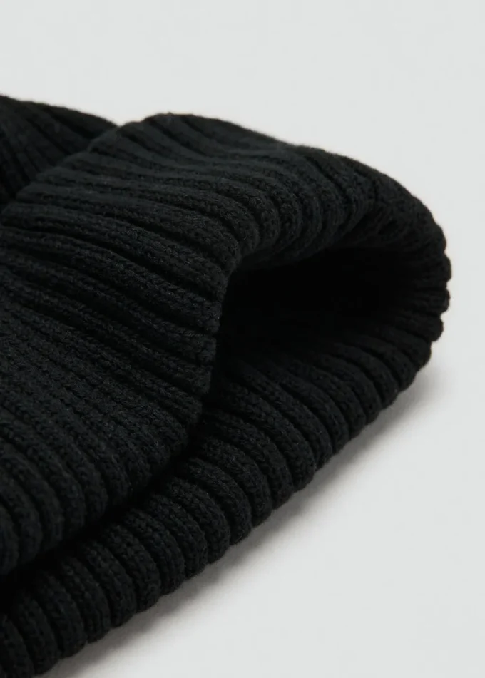 Rippstrickmütze aus Baumwolle Rippstrickmütze aus Baumwolle