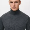 Rollkragenpullover aus 100 % Merinowolle