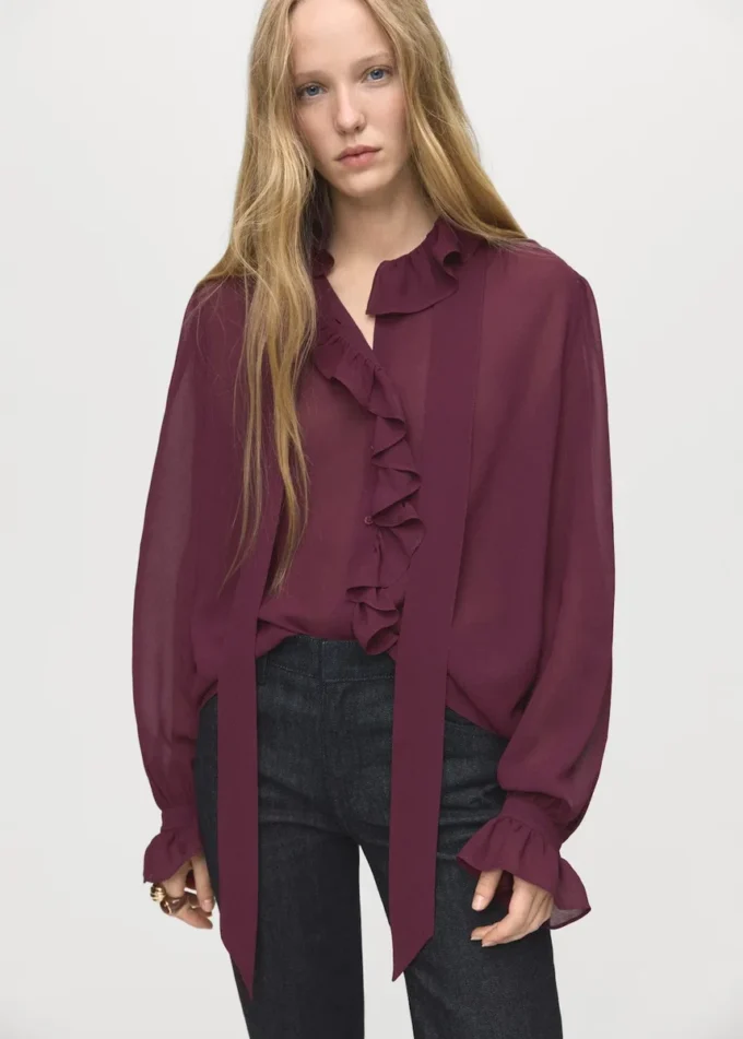 Rüschenbluse mit Schal Rüschenbluse mit Schal