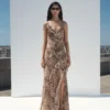 Rüschenkleid mit Leopardenmuster und Öffnung Rüschenkleid mit Leopardenmuster und Öffnung