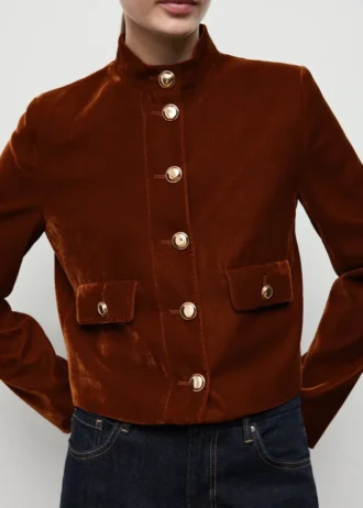 Samtjacke mit Knöpfen