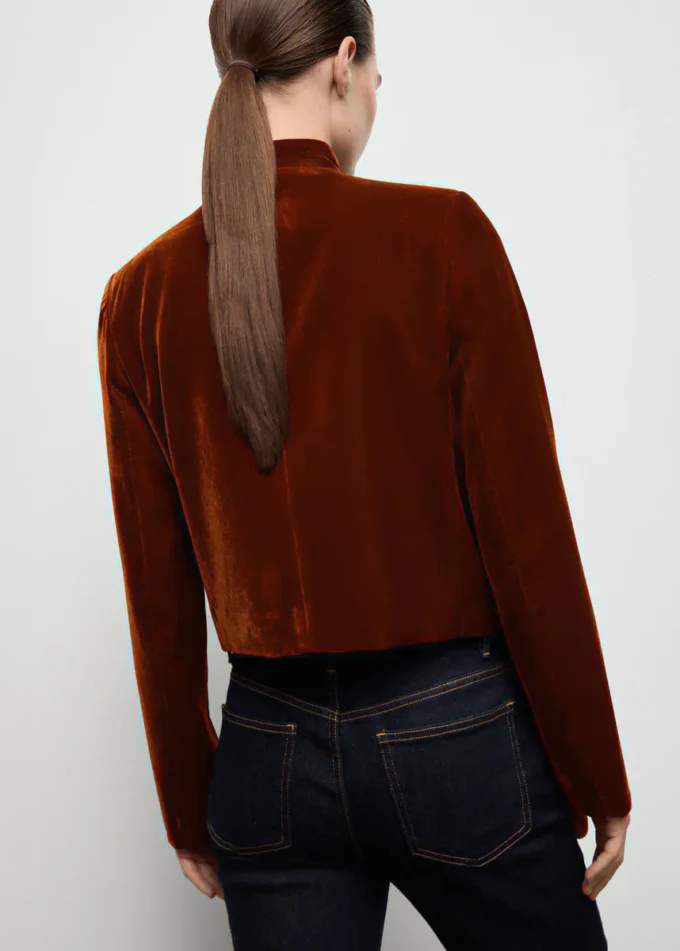 Samtjacke mit Knöpfen