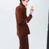 Samtjacke mit Taschen Samtjacke mit Taschen