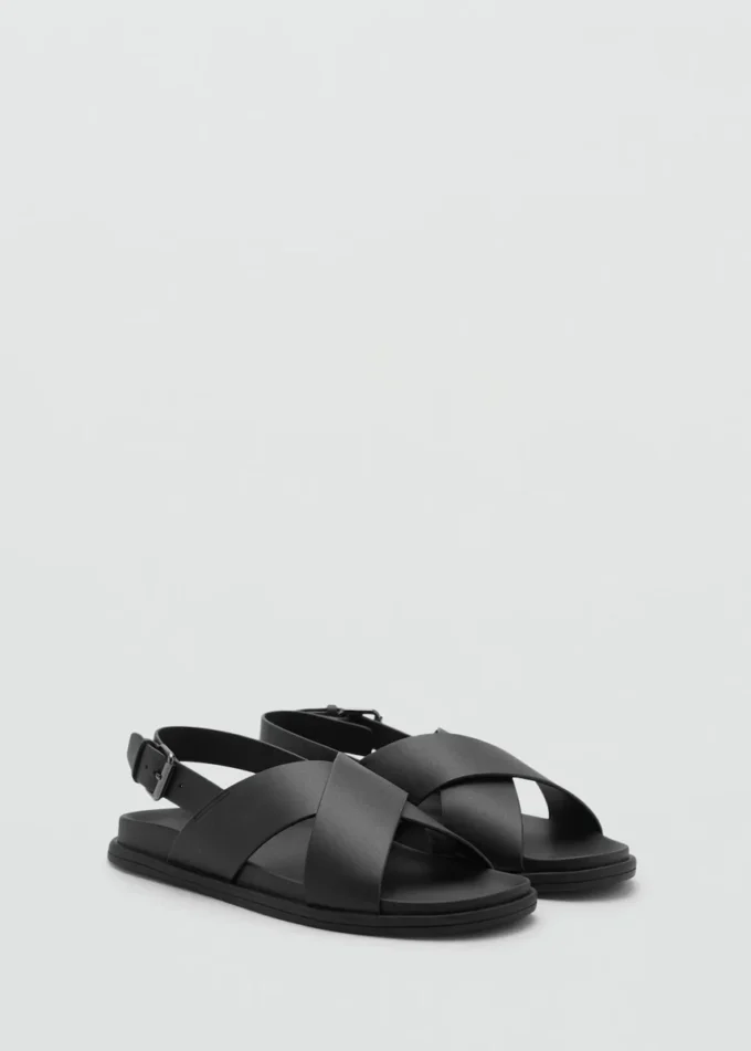 Sandale mit gekreuzten Riemen aus 100 % Leder