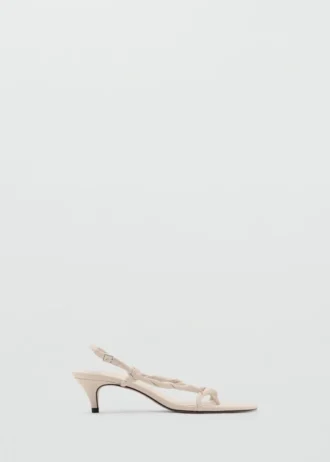 Sandalen mit gerafften Riemen