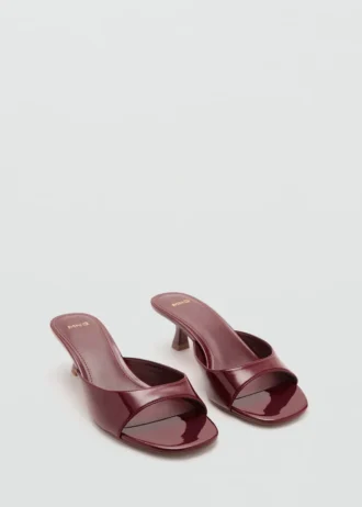 Sandalen mit Kitten-Absatz