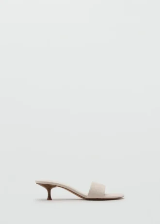 Sandalen mit Kitten-Absatz