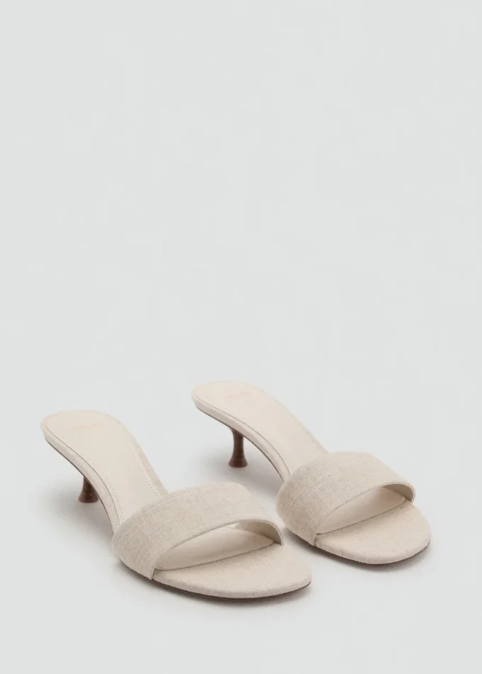 Sandalen mit Kitten-Absatz Sandalen mit Kitten-Absatz