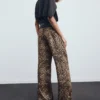 Satin-Hose mit Leopardenmuster