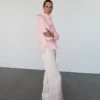 Satin-Hose mit seitlichen Öffnungen Satin-Hose mit seitlichen Öffnungen