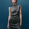 Satin-Kleid mit Knittereffekt