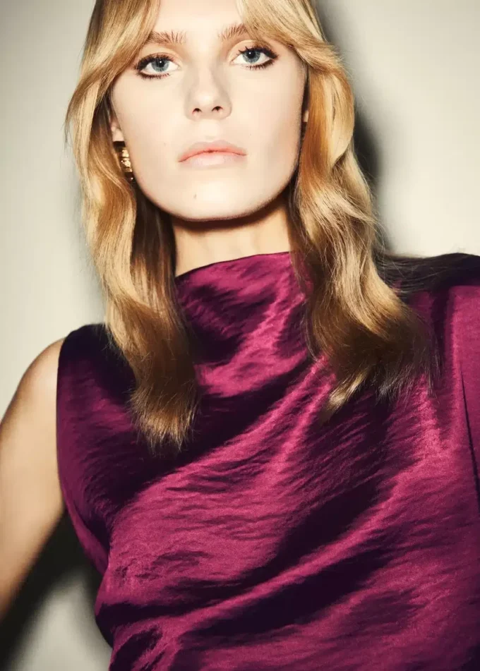 Satin-Kleid mit Knittereffekt