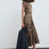 Satin-Kleid mit Leopardenmuster Satin-Kleid mit Leopardenmuster