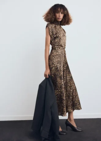 Satin-Kleid mit Leopardenmuster