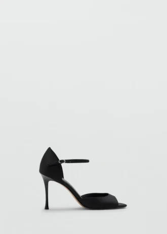 Satin-Sandalen mit hohem Absatz Satin-Sandalen mit hohem Absatz