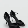 Satin-Sandalen mit hohem Absatz Satin-Sandalen mit hohem Absatz
