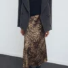 Satinrock mit Leopardenmuster Satinrock mit Leopardenmuster