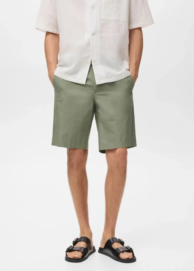 Schmal geschnittene Bermudashorts aus Baumwoll-Chino Schmal geschnittene Bermudashorts aus Baumwoll-Chino