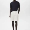 Schmal geschnittene Bermudashorts aus Baumwoll-Chino Schmal geschnittene Bermudashorts aus Baumwoll-Chino
