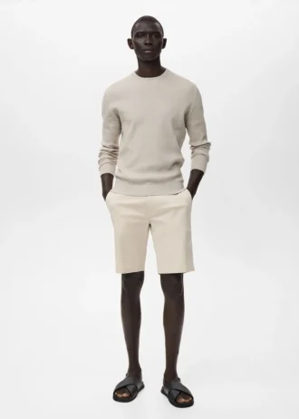 Schmal geschnittene Bermudashorts aus Baumwoll-Chino
