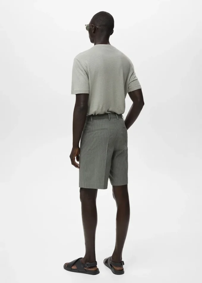 Schmal geschnittene Bermudashorts aus Baumwoll-Chino Schmal geschnittene Bermudashorts aus Baumwoll-Chino