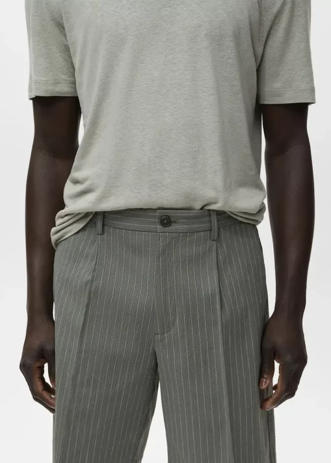 Schmal geschnittene Bermudashorts aus Baumwoll-Chino Schmal geschnittene Bermudashorts aus Baumwoll-Chino