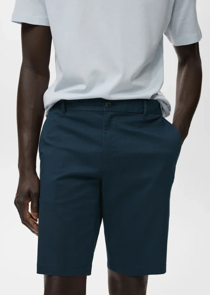 Schmal geschnittene Bermudashorts aus Baumwoll-Chino Schmal geschnittene Bermudashorts aus Baumwoll-Chino