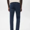 Schmal geschnittene blau-schwarze Jan-Jeans Schmal geschnittene blau-schwarze Jan-Jeans